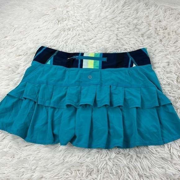 Lululemon Run: Pace Setter Skirt *4-way Stretch Surge / Assorted Stripe - Picture 7 of 9